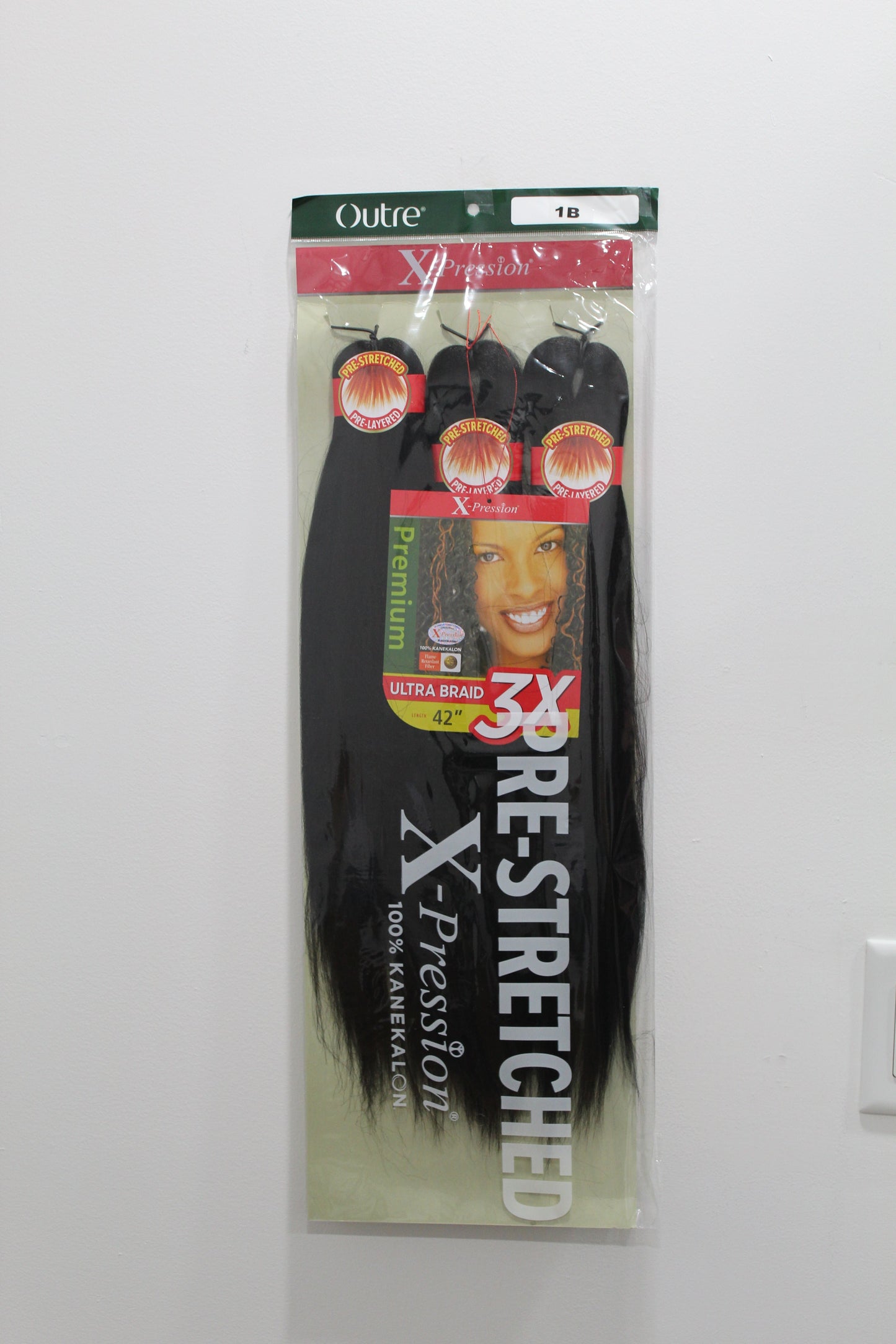 Outre X-Pression Pre-Stretched Braiding Hair - ULTRA BRAID 3X 42" (1B)